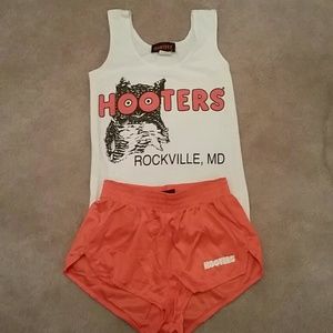 OFFICIAL Hooters Uniform